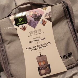 Hanging Toiletry case